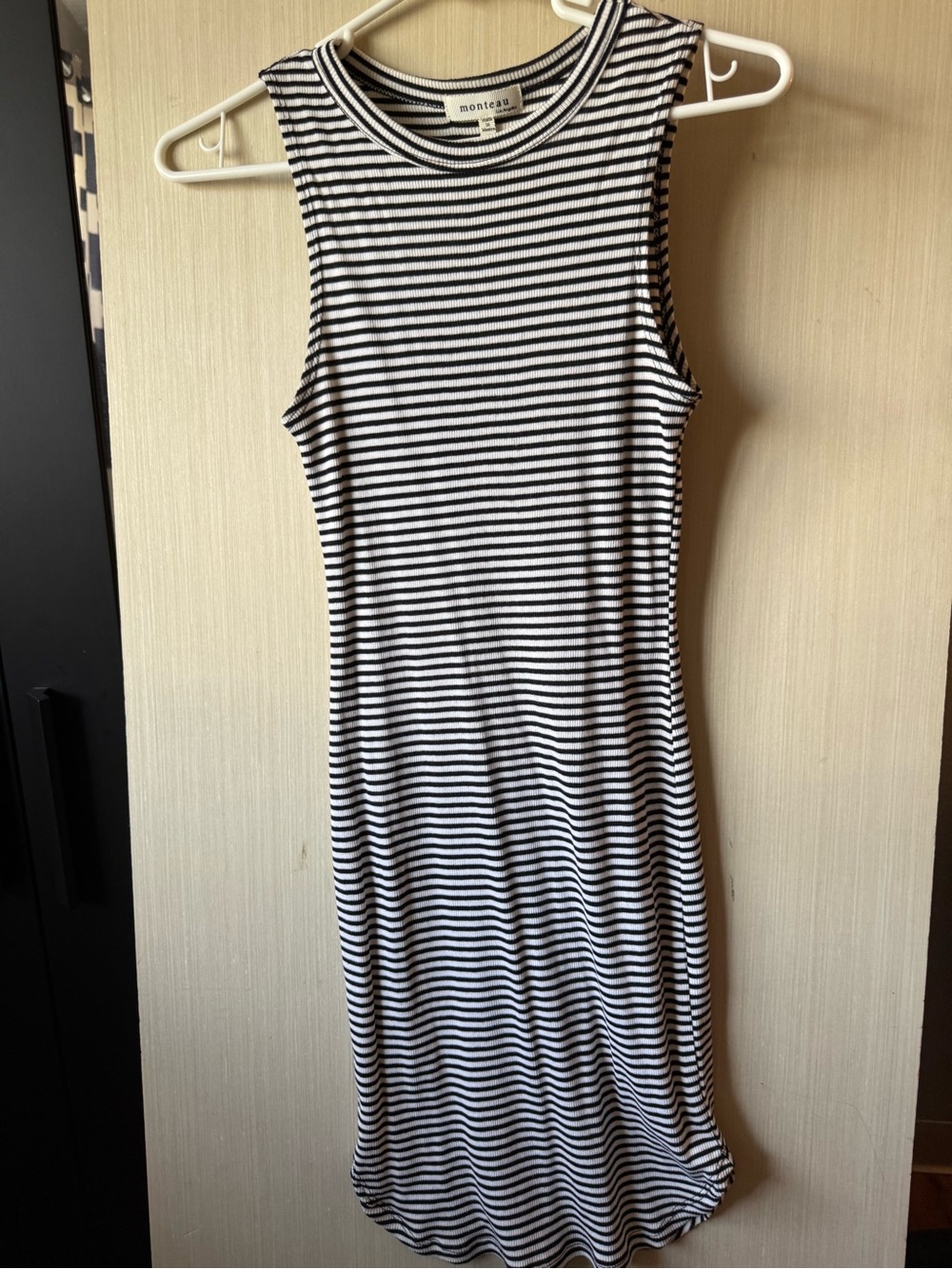 Monteau knitted dress
